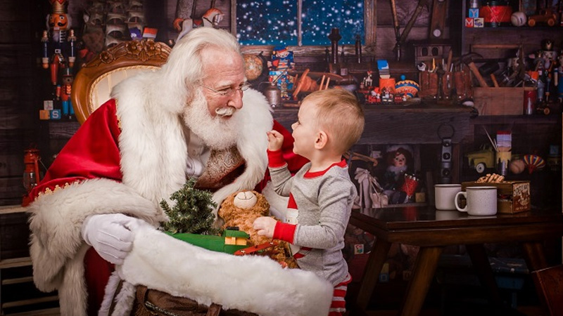 Hình ảnh ông già Noel trong mắt trẻ em 